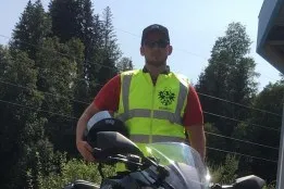 einsatzbereit auch mit Motorrad - Siegi Brandauer 
